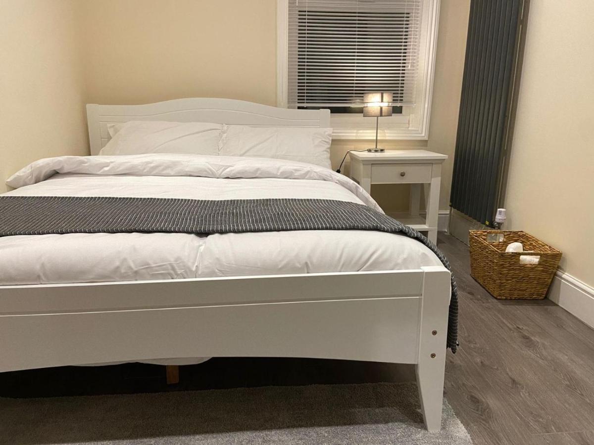 Beautiful Rooms Only Few Steps Away From Bruce Grove Tottenham Stadium ลอนดอน ภายนอก รูปภาพ